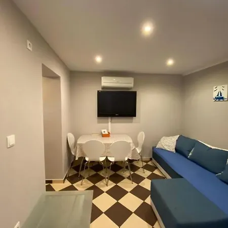 Luka Apartman Novi Vinodolski